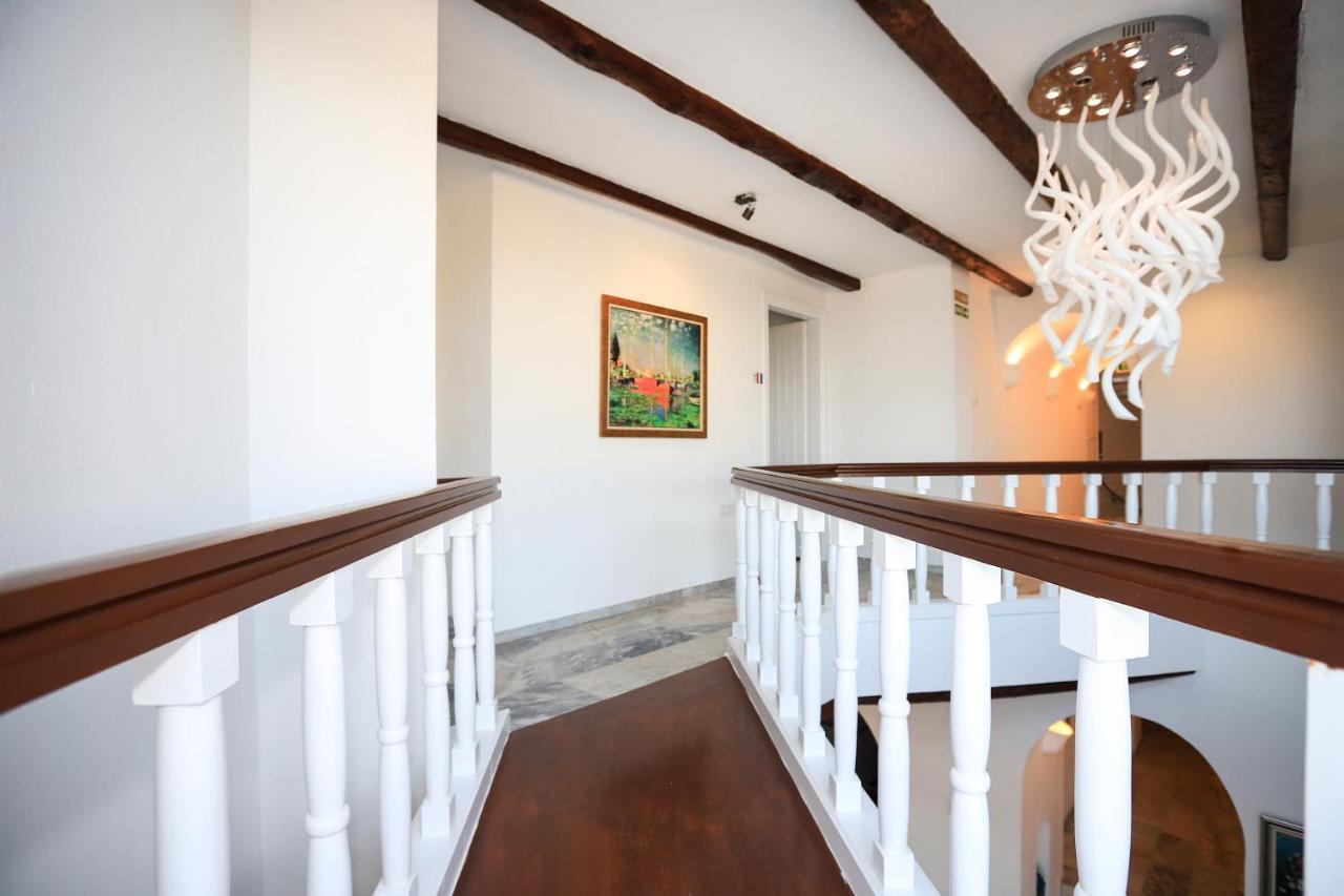 Flag Suites +12 Bodrum Екстериор снимка