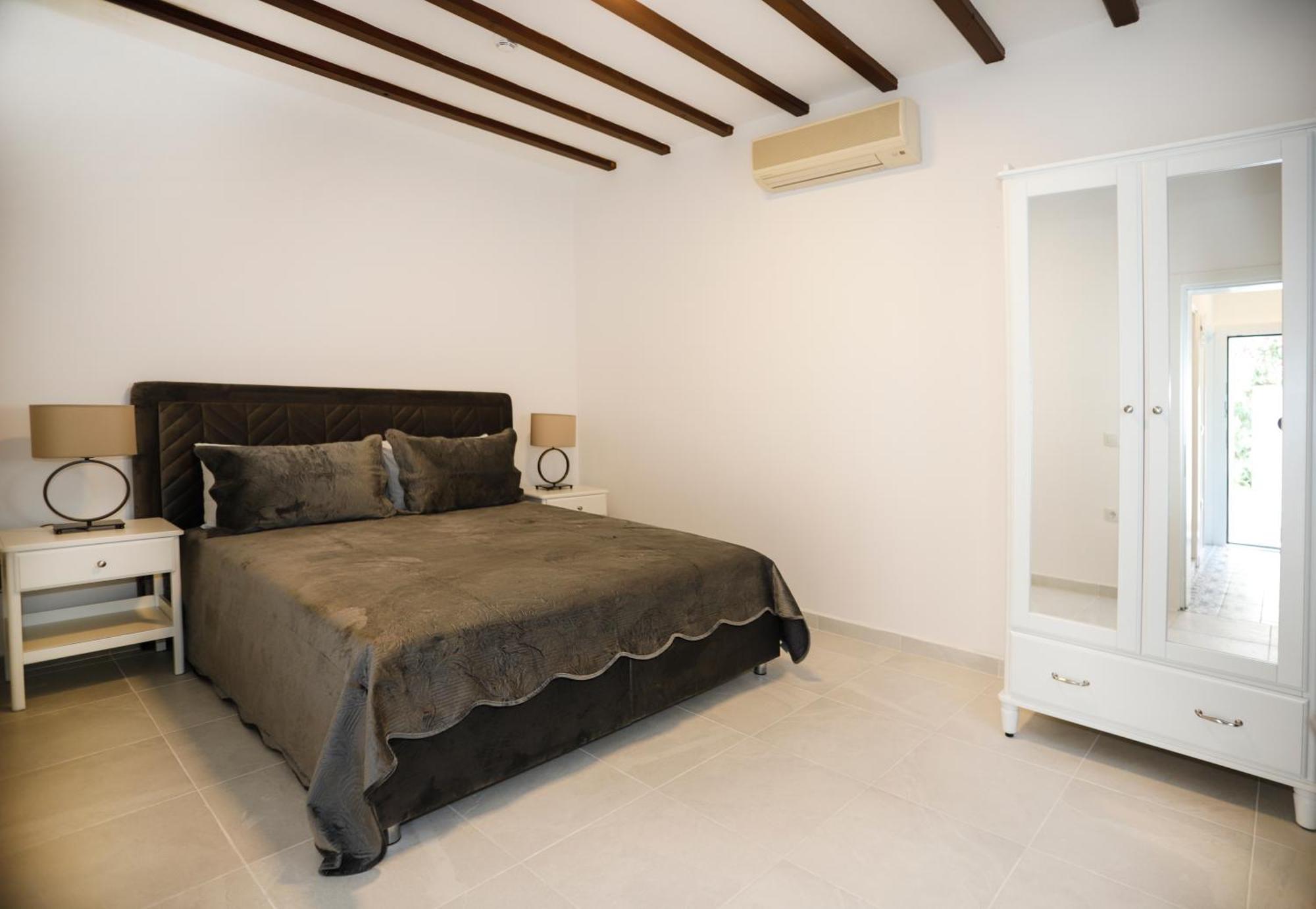 Flag Suites +12 Bodrum Стая снимка